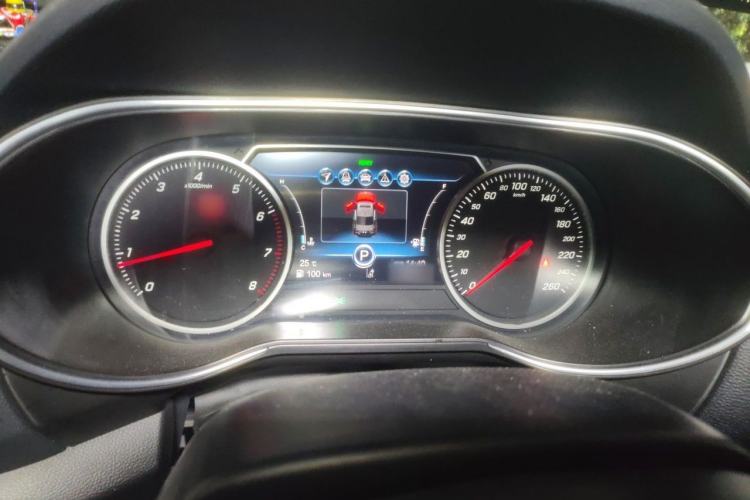 Used Hongqi H5 2020 1.8T Automatic Smart Connect Flagship Edition Instrument Cluster