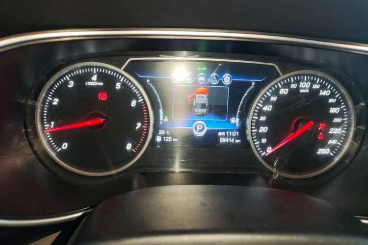 Used Hongqi H5 2020 1.8T Automatic Smart Connect Flagship Edition Instrument Cluster