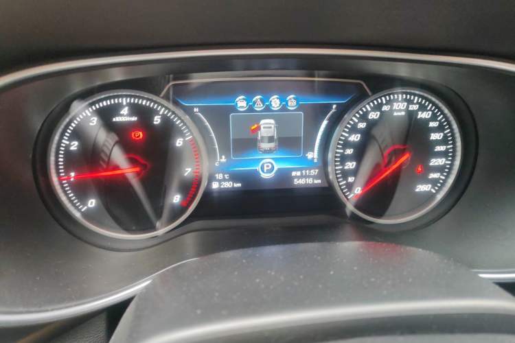 Used Hongqi H5 2020 1.5T DCT Flagship Edition Instrument Cluster