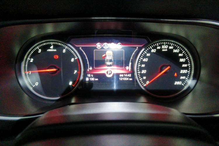Used Hongqi H5 2020 1.5T DCT Flagship Edition Instrument Cluster
