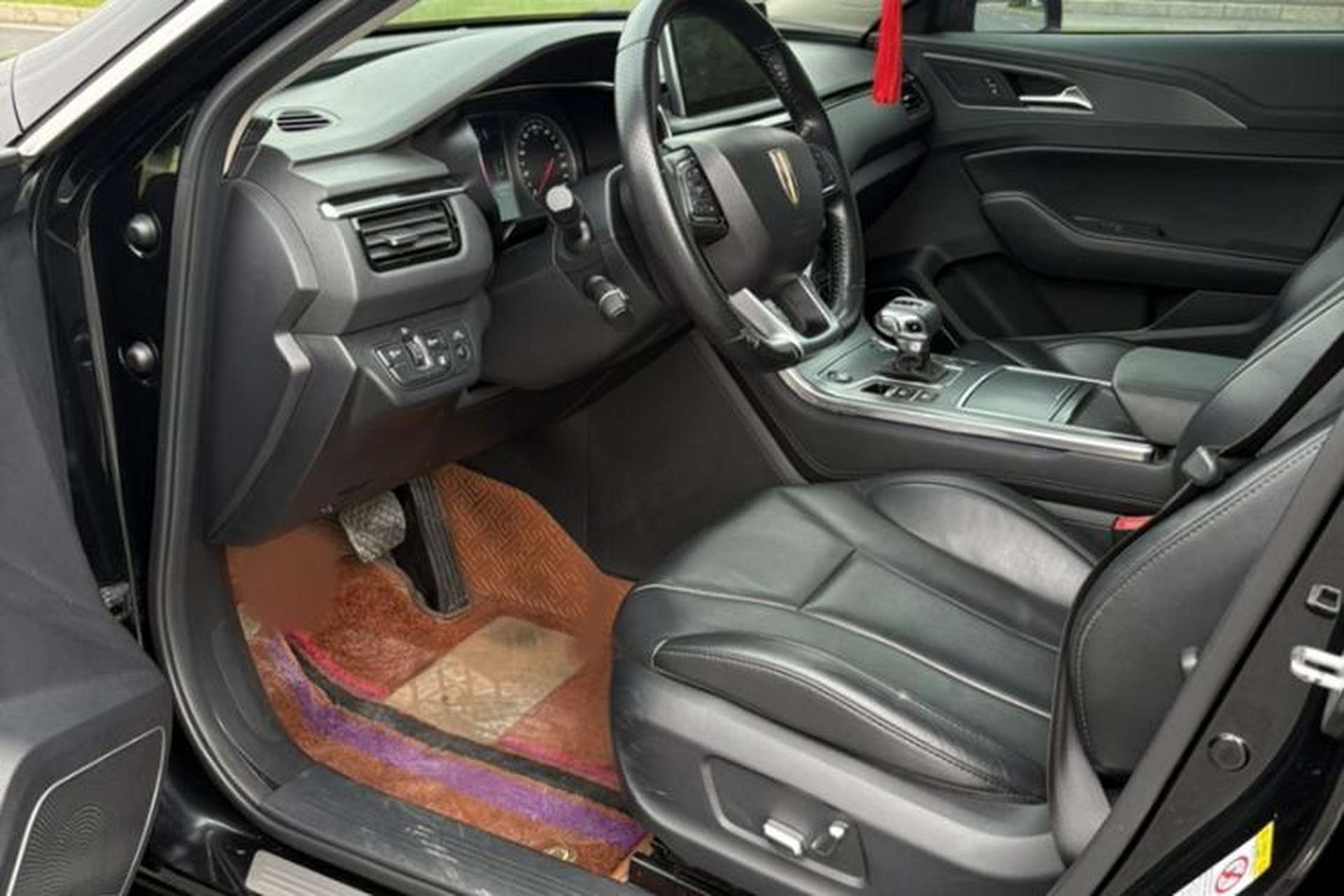 Used Hongqi H5 2020 1.8T Automatic Smart Connect Flagship Edition Interior 2