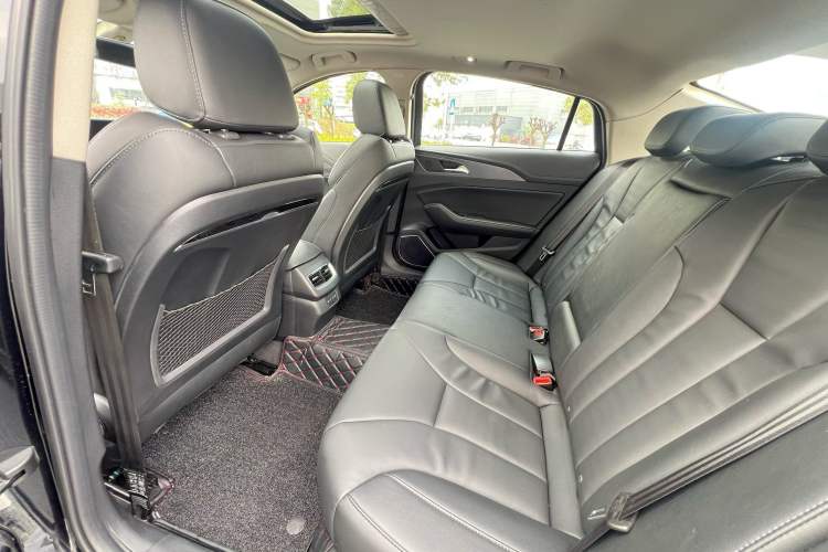 Used Hongqi H5 2020 1.5T DCT Flagship Edition Interior 3