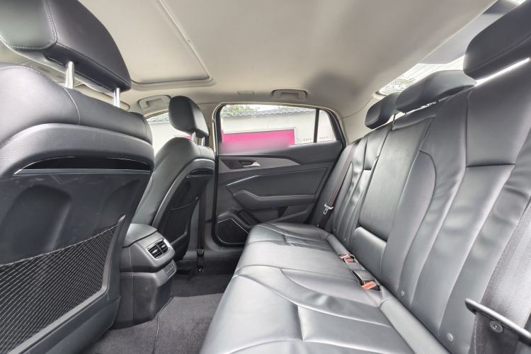Used Hongqi H5 2020 1.5T DCT Flagship Edition Interior 4