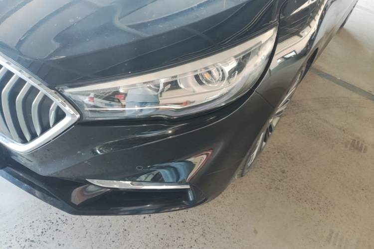 Used Hongqi H5 2020 1.8T Automatic Smart Connect Flagship Edition Left Front Headlight