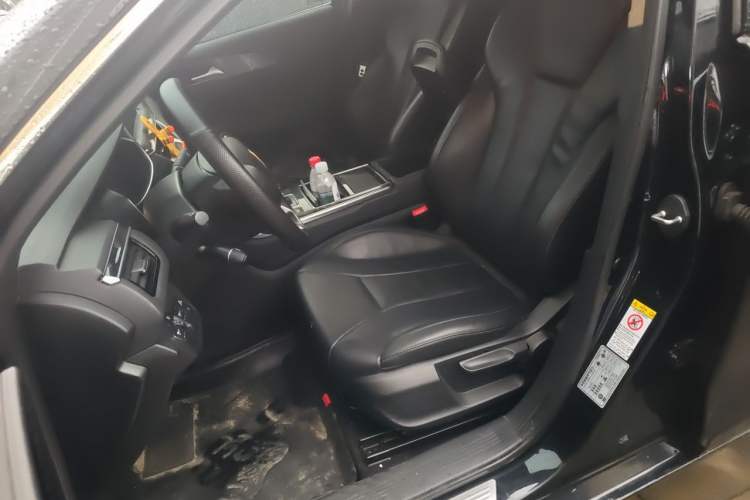 Used Hongqi H5 2020 1.5T DCT Flagship Edition Left Front Seat