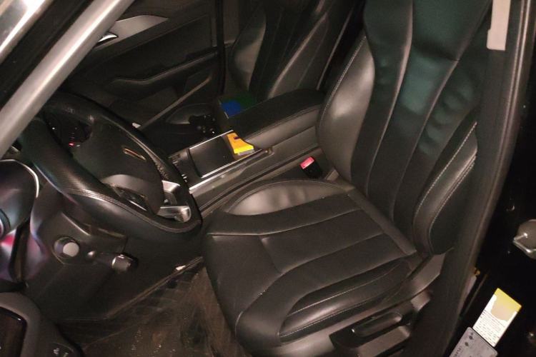 Used Hongqi H5 2020 1.5T DCT Flagship Edition Left Front Seat