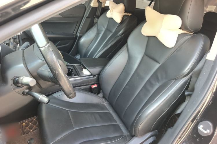 Used Hongqi H5 2020 1.5T DCT Flagship Edition Left Front Seat