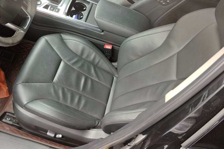 Used Hongqi H5 2020 1.8T Automatic Smart Connect Flagship Edition Left Front Seat