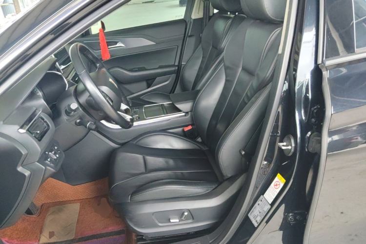 Used Hongqi H5 2020 1.8T Automatic Smart Connect Flagship Edition Left Front Seat