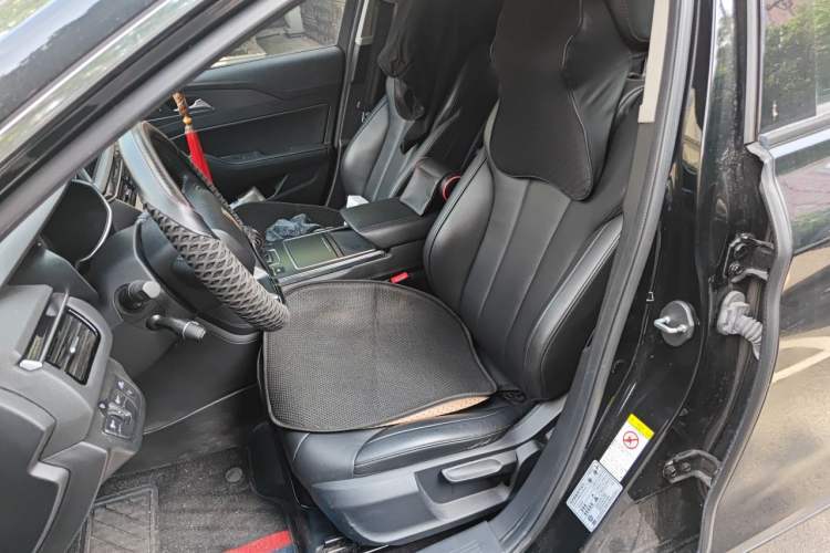 Used Hongqi H5 2020 1.8T Automatic ZhiLian QiYun Edition Left Front Seat