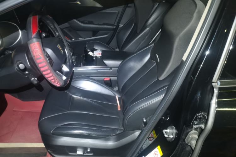 Used Hongqi H5 2020 1.8T Automatic ZhiLian QiYun Edition Left Front Seat