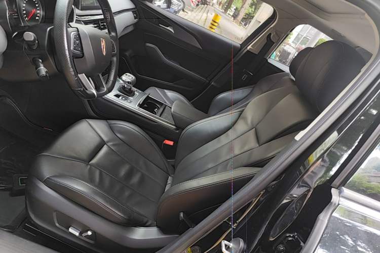 Used Hongqi H5 2020 1.8T Automatic ZhiLian QiYun Edition Left Front Seat