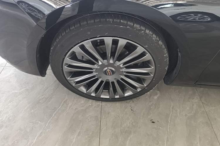 Used Hongqi H5 2020 1.5T DCT Flagship Edition Left Front Wheel Hub