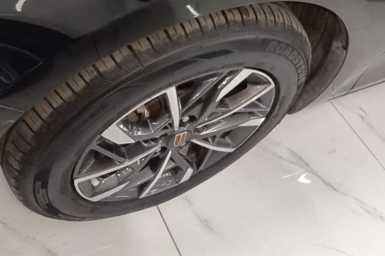 Used Hongqi H5 2020 1.5T DCT Flagship Edition Left Front Wheel Hub