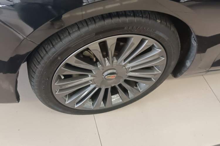 Used Hongqi H5 2020 1.8T Automatic ZhiLian QiYun Edition Left Front Wheel Hub