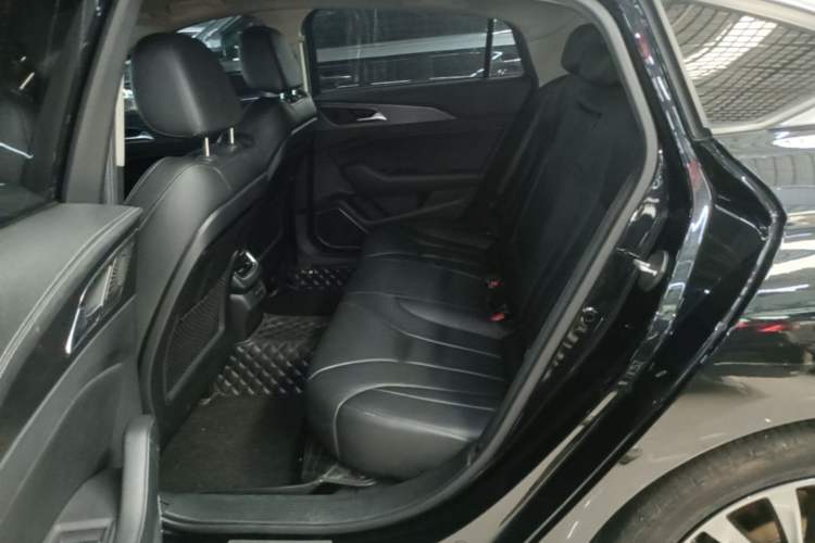 Used Hongqi H5 2020 1.8T Automatic ZhiLian QiYun Edition Left Rear Seat