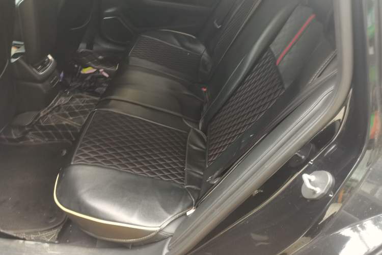 Used Hongqi H5 2020 1.8T Automatic Smart Connect Flagship Edition Left Rear Seat