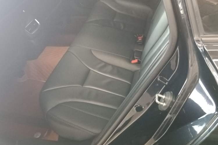 Used Hongqi H5 2020 1.8T Automatic ZhiLian QiYun Edition Left Rear Seat
