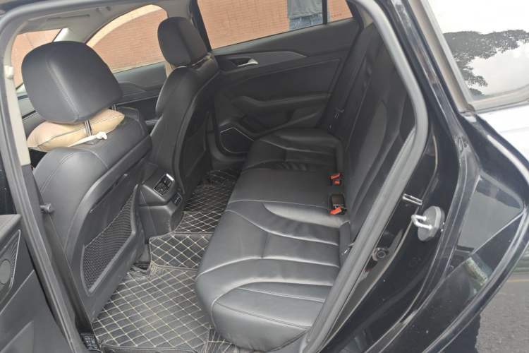 Used Hongqi H5 2020 1.5T DCT Flagship Edition Left Rear Seat