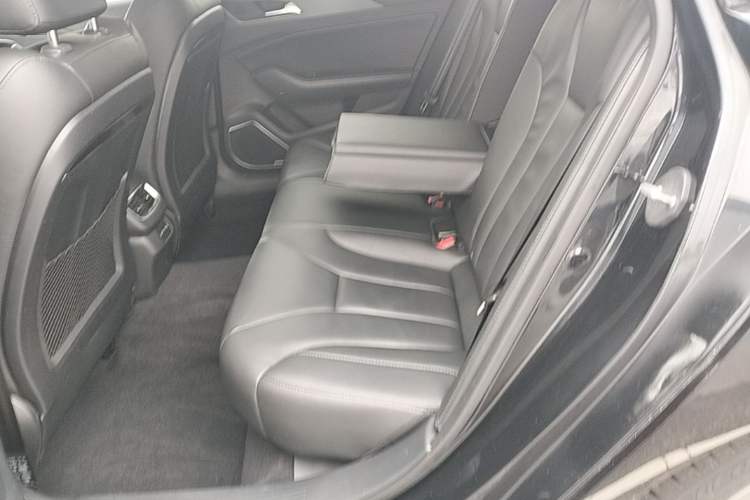 Used Hongqi H5 2020 1.8T Automatic Smart Connect Flagship Edition Left Rear Seat