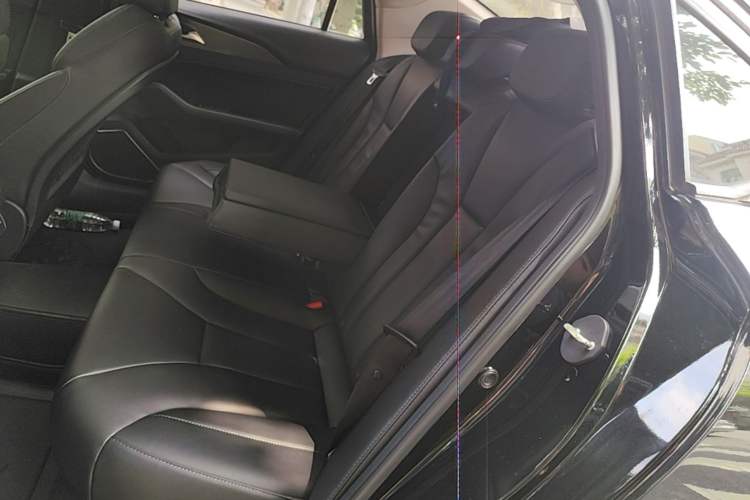 Used Hongqi H5 2020 1.8T Automatic ZhiLian QiYun Edition Left Rear Seat