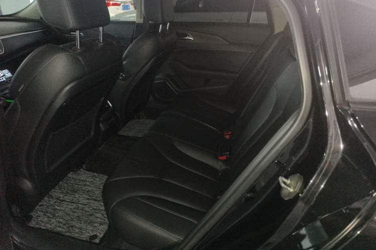 Used Hongqi H5 2020 1.8T Automatic Smart Connect Flagship Edition Left Rear Seat