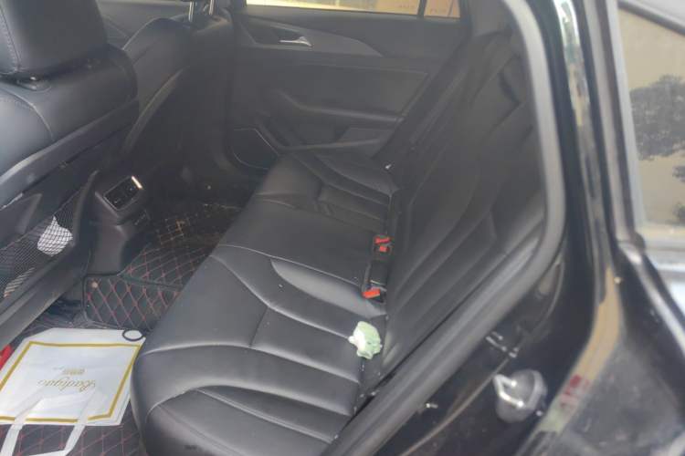 Used Hongqi H5 2020 1.8T Automatic ZhiLian QiYun Edition Left Rear Seat