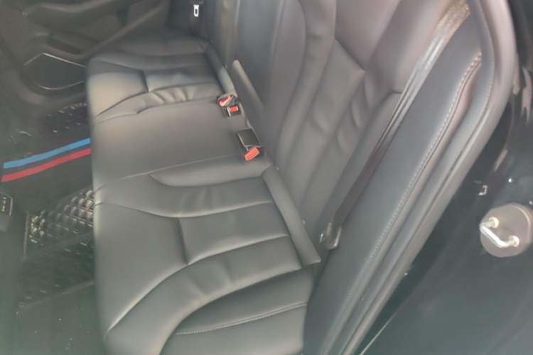 Used Hongqi H5 2020 1.5T DCT Flagship Edition Left Rear Seat