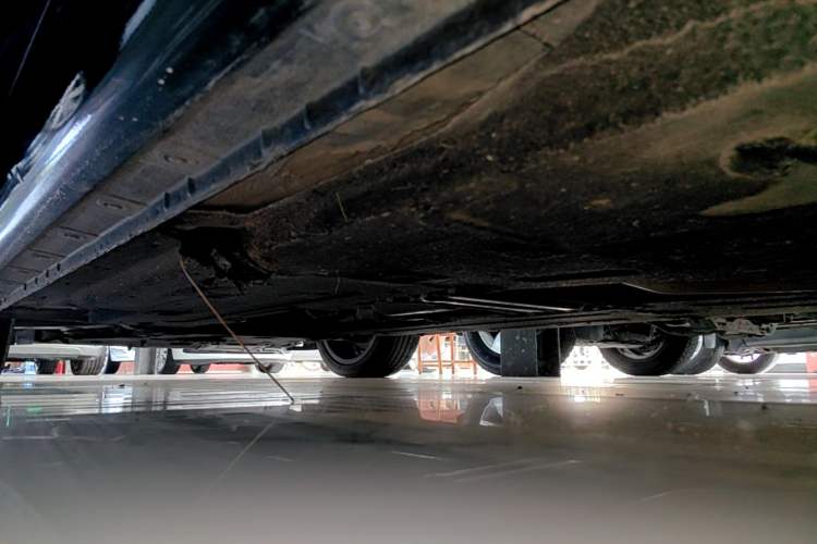 Used Hongqi H5 2020 1.5T DCT Flagship Edition Left Side Sill