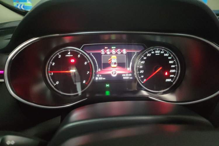 Used Hongqi H5 2020 1.8T Automatic ZhiLian QiYun Edition Odometer Close Up