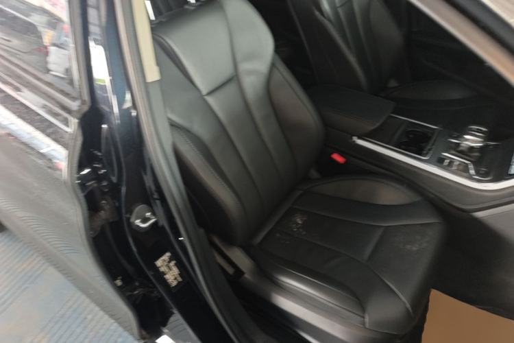 Used Hongqi H5 2020 1.5T DCT Flagship Edition Right Front Seat