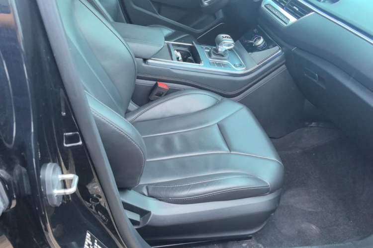 Used Hongqi H5 2020 1.5T DCT Flagship Edition Right Front Seat