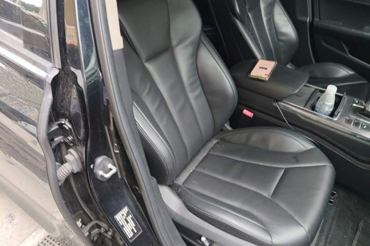 Used Hongqi H5 2020 1.8T Automatic Smart Connect Flagship Edition Right Front Seat