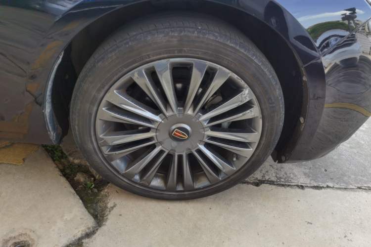 Used Hongqi H5 2020 1.5T DCT Flagship Edition Right Front Wheel Hub