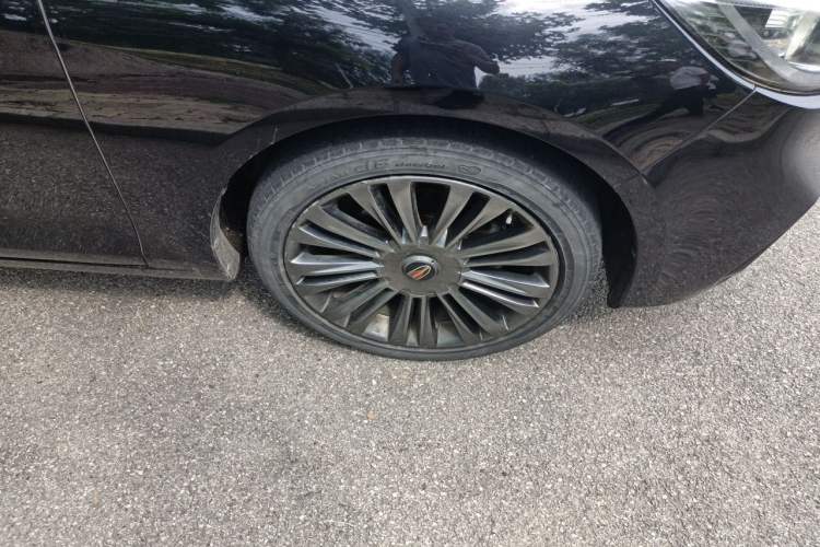 Used Hongqi H5 2020 1.5T DCT Flagship Edition Right Front Wheel Hub