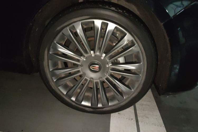 Used Hongqi H5 2020 1.5T DCT Flagship Edition Right Front Wheel Hub