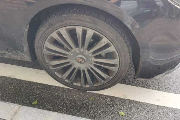 Used Hongqi H5 2020 1.5T DCT Flagship Edition Right Front Wheel Hub