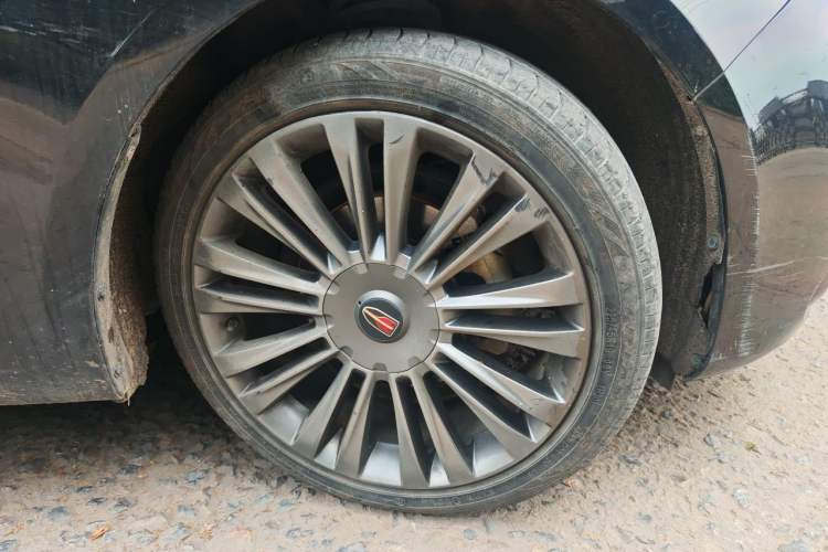 Used Hongqi H5 2020 1.5T DCT Flagship Edition Right Front Wheel Hub