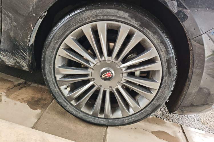 Used Hongqi H5 2020 1.5T DCT Flagship Edition Right Front Wheel Hub