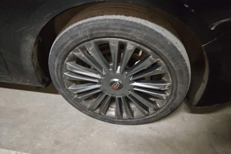 Used Hongqi H5 2020 1.5T DCT Flagship Edition Right Front Wheel Hub
