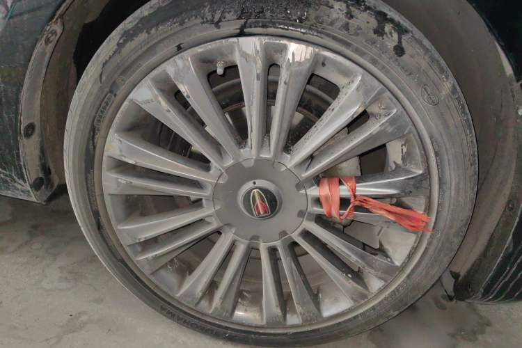 Used Hongqi H5 2020 1.8T Automatic Smart Connect Flagship Edition Right Front Wheel Hub