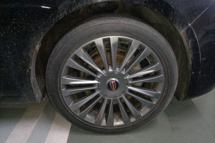Used Hongqi H5 2020 1.5T DCT Flagship Edition Right Front Wheel Hub