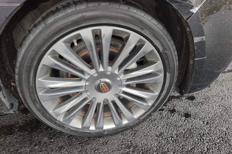 Used Hongqi H5 2020 1.8T Automatic ZhiLian QiYun Edition Right Front Wheel Hub