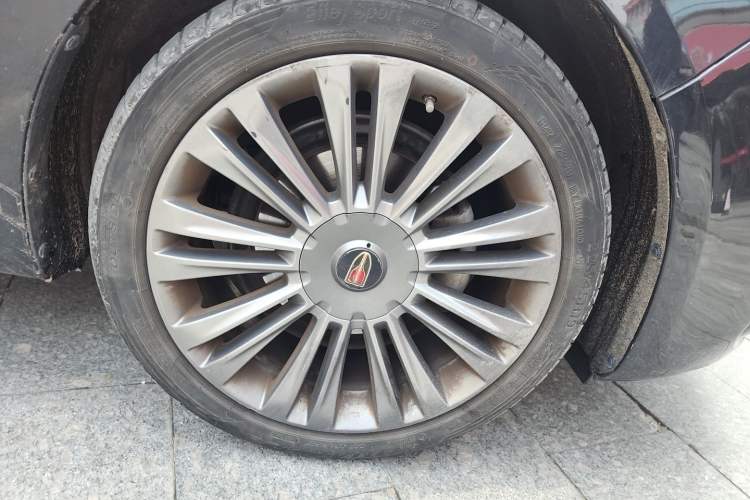 Used Hongqi H5 2020 1.8T Automatic ZhiLian QiYun Edition Right Front Wheel Hub