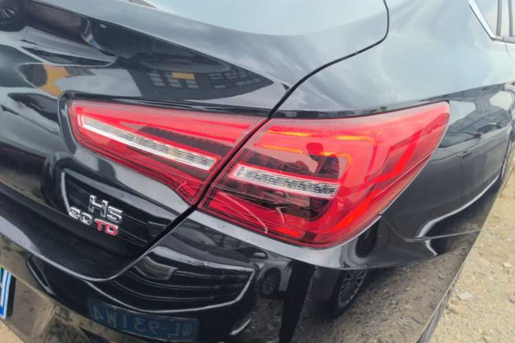 Used Hongqi H5 2020 1.5T DCT Flagship Edition Right Rear Taillight