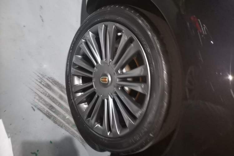 Used Hongqi H5 2020 1.5T DCT Flagship Edition Right Rear Wheel Hub