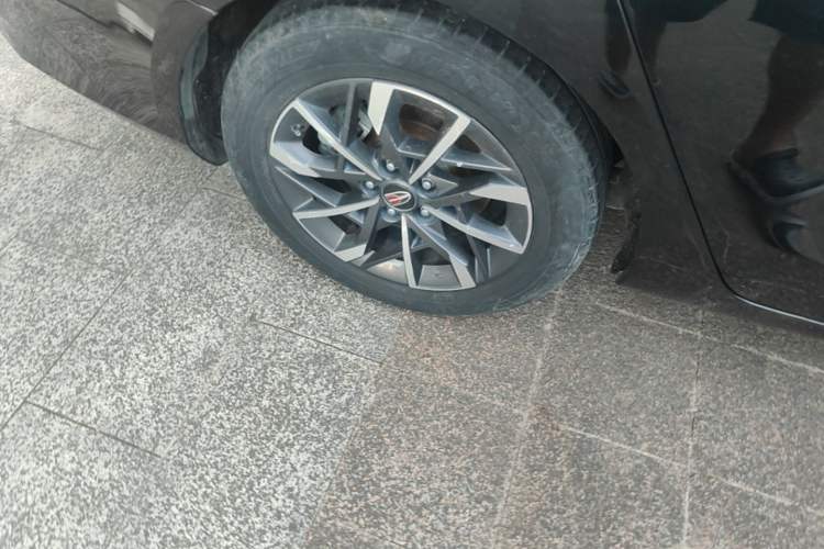 Used Hongqi H5 2020 1.5T DCT Flagship Edition Right Rear Wheel Hub