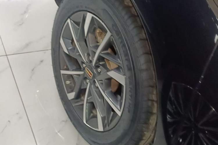 Used Hongqi H5 2020 1.5T DCT Flagship Edition Right Rear Wheel Hub
