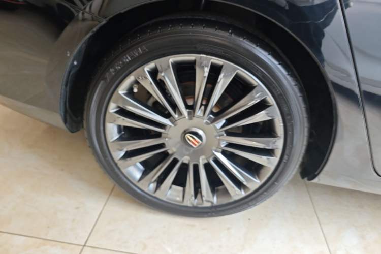 Used Hongqi H5 2020 1.5T DCT Flagship Edition Right Rear Wheel Hub