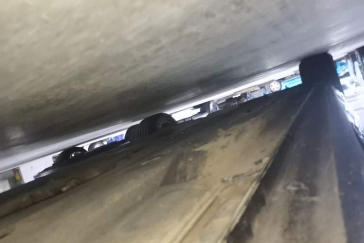 Used Hongqi H5 2020 1.5T DCT Flagship Edition Right Side Sill